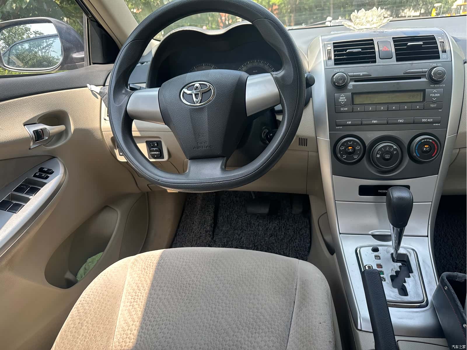 Toyota Corolla, 2013 10