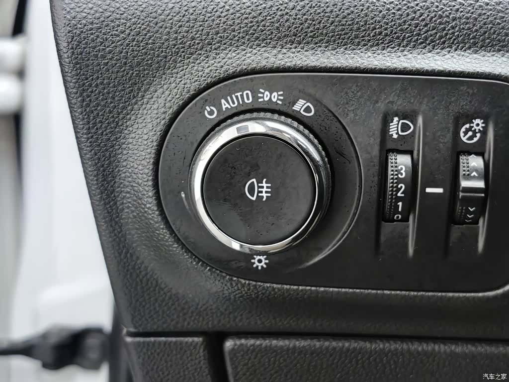 Buick Verano, 2018 21