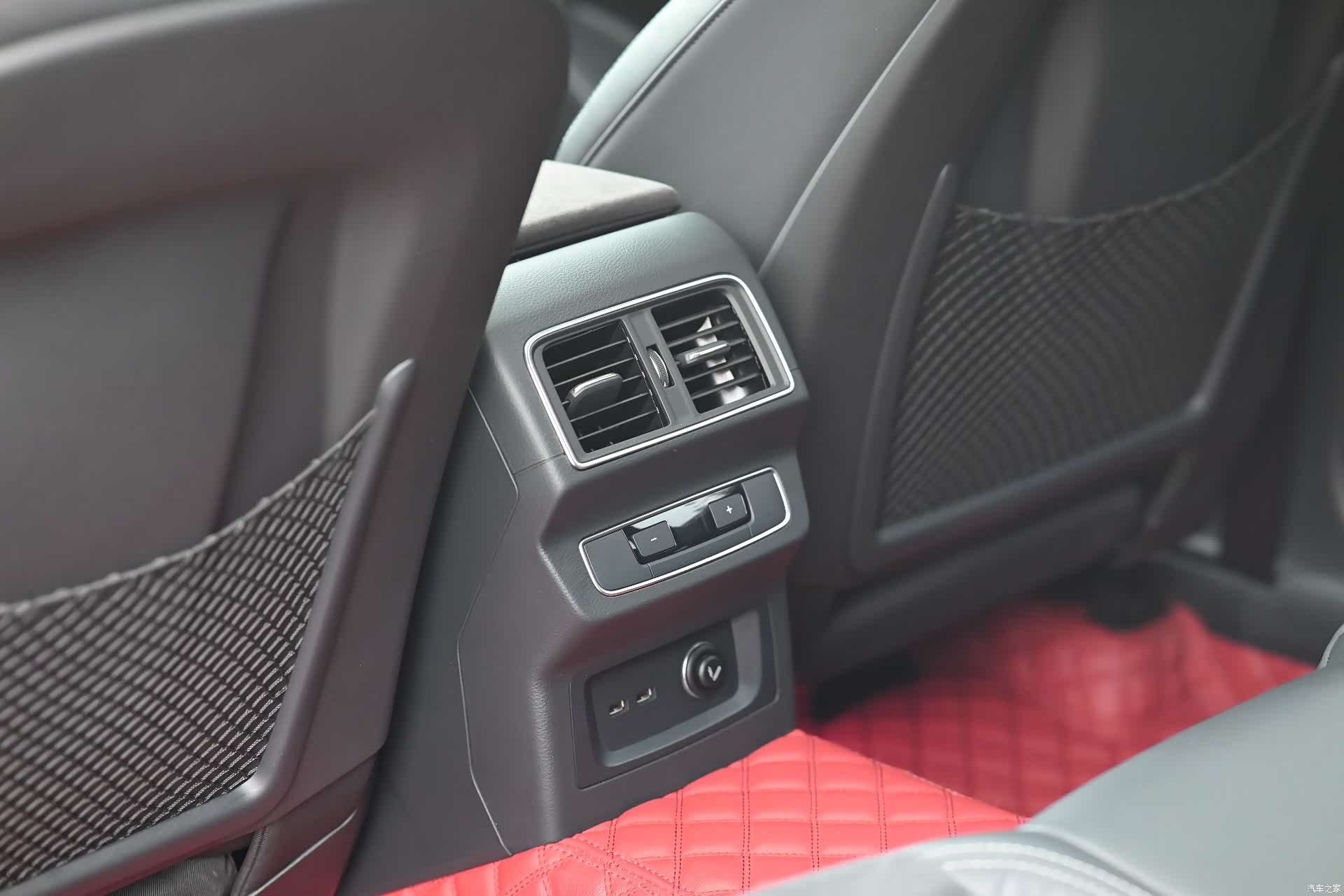 Audi Q5L, 2021 12