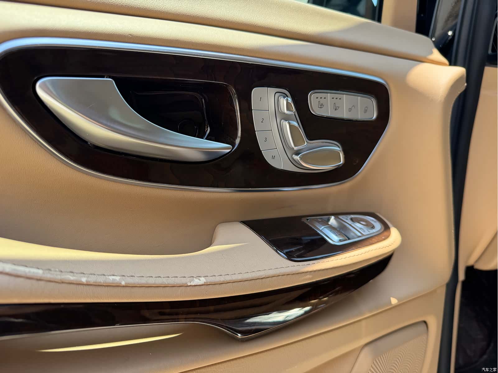 Mercedes-Benz V-Class, 2019 22