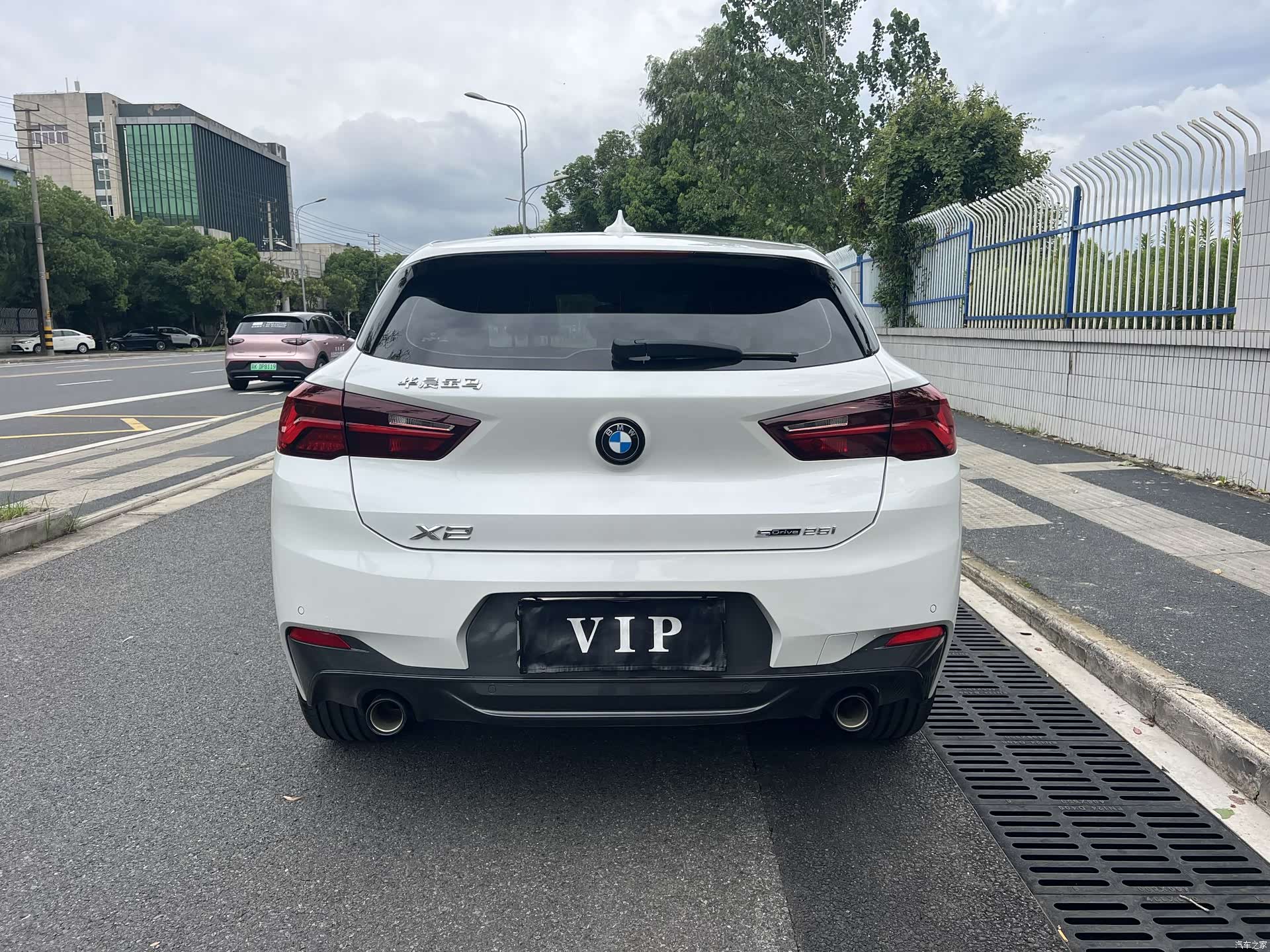 BMW X2, 2023 все фото
