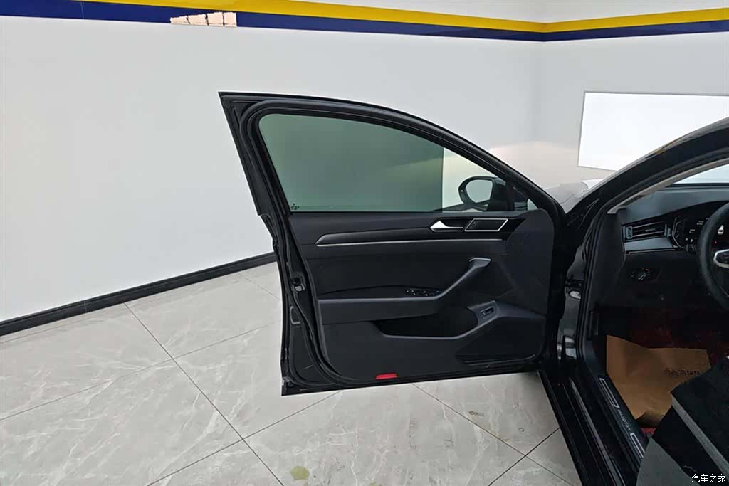 Volkswagen Magotan, 2022 7