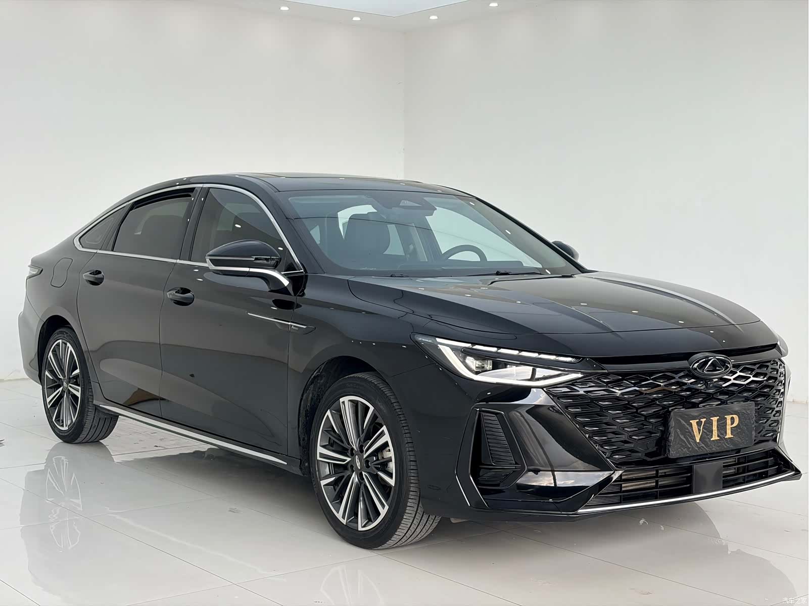 Chery Arrizo 8, 2024 3