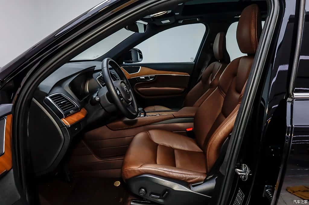 Volvo XC90, 2023 9