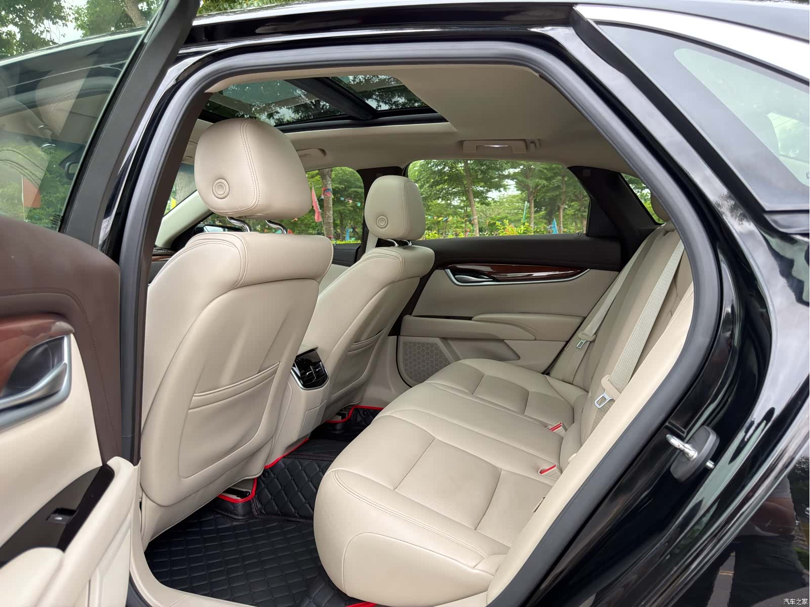 Cadillac XTS, 2017 9
