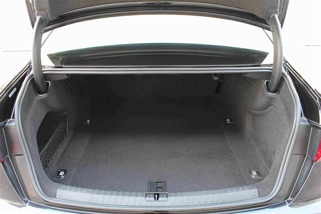 Audi A6L, 2019 18