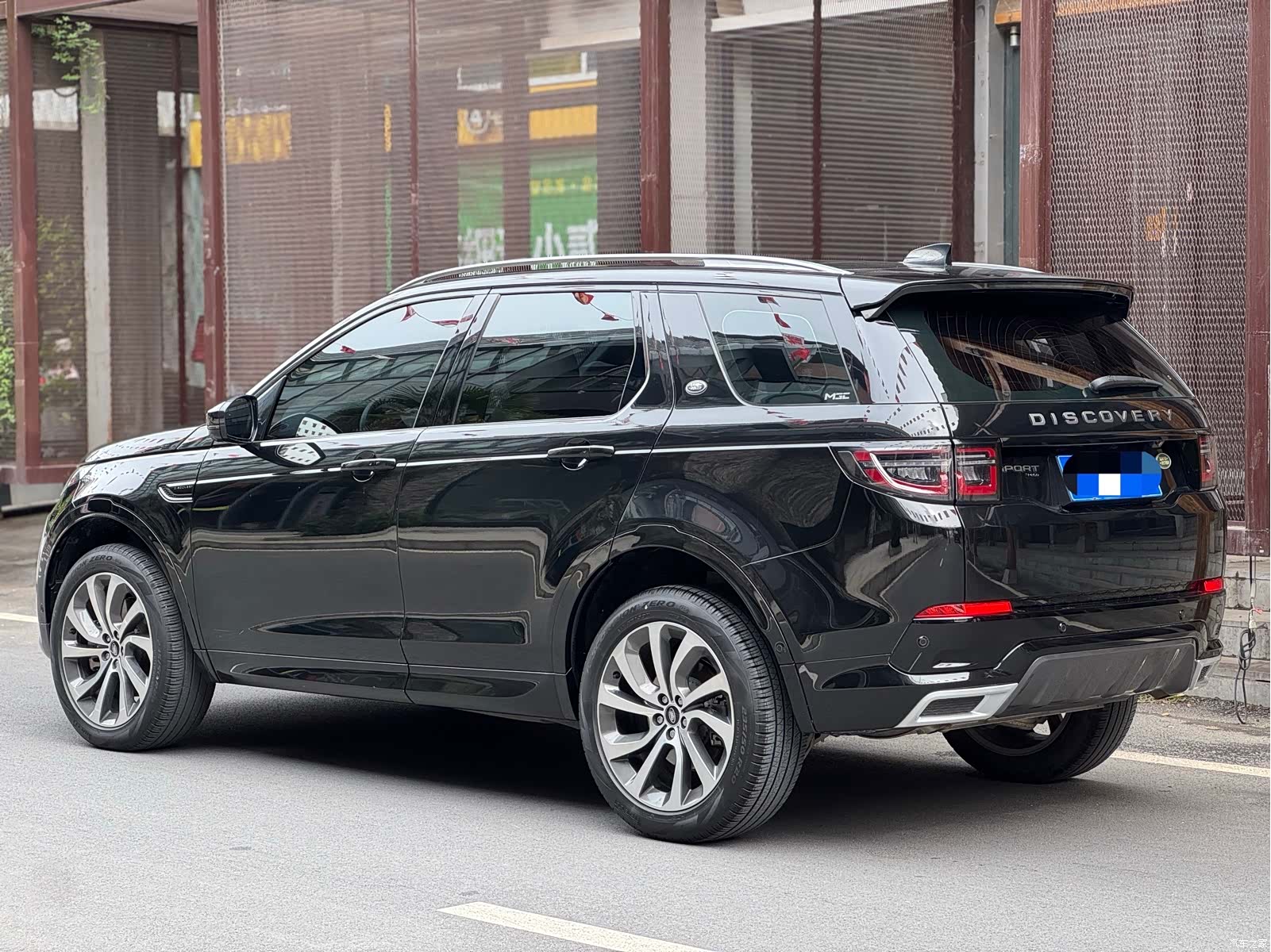 Land Rover Discovery, 2023 10