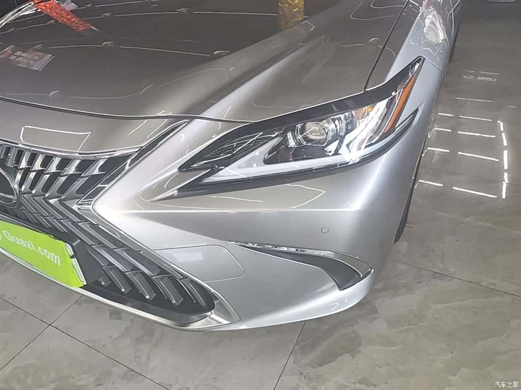 Lexus ES, 2023 24