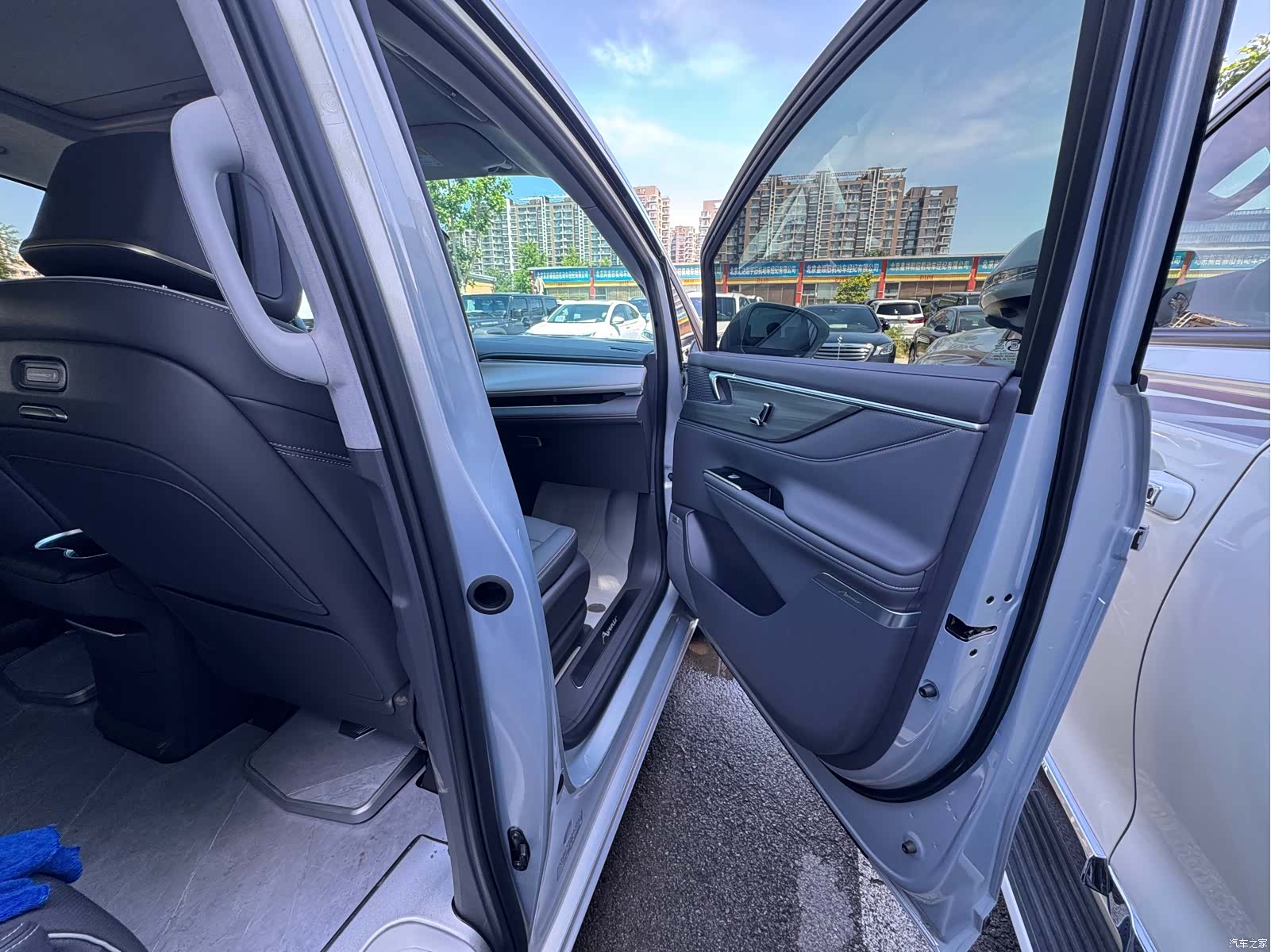 Buick GL8, 2026 25