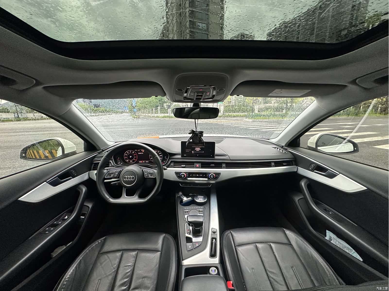 Audi A4L, 2018 16