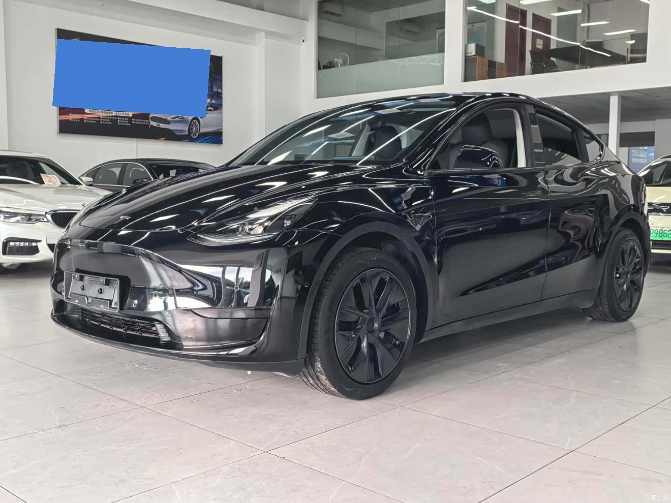 Tesla Model Y, 2023 1