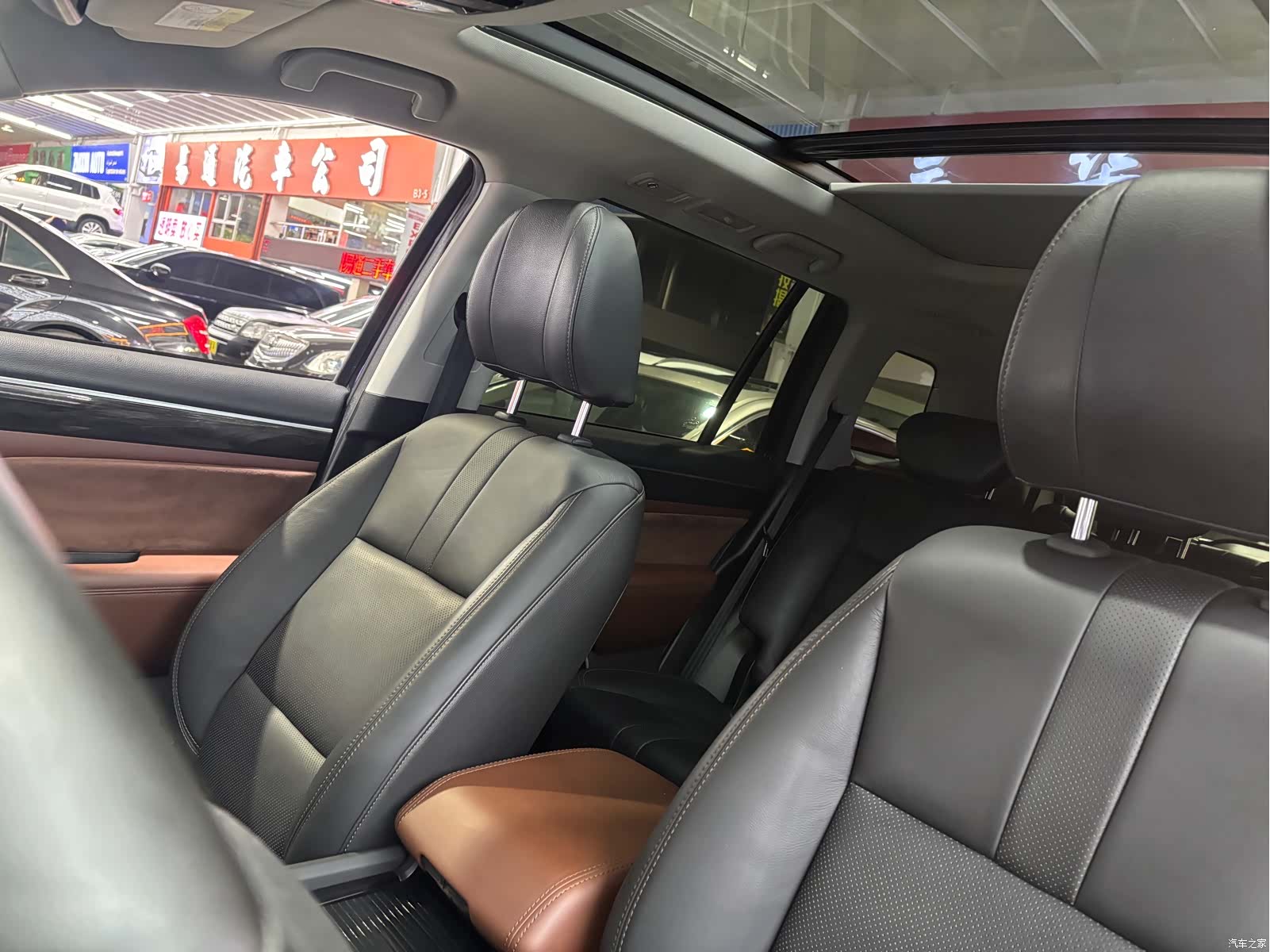 Trumpchi GS8, 2017 12