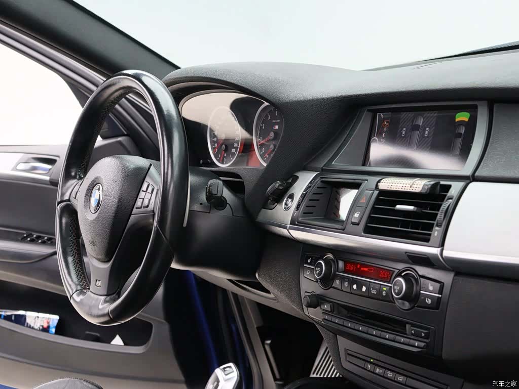BMW X5, 2010 12