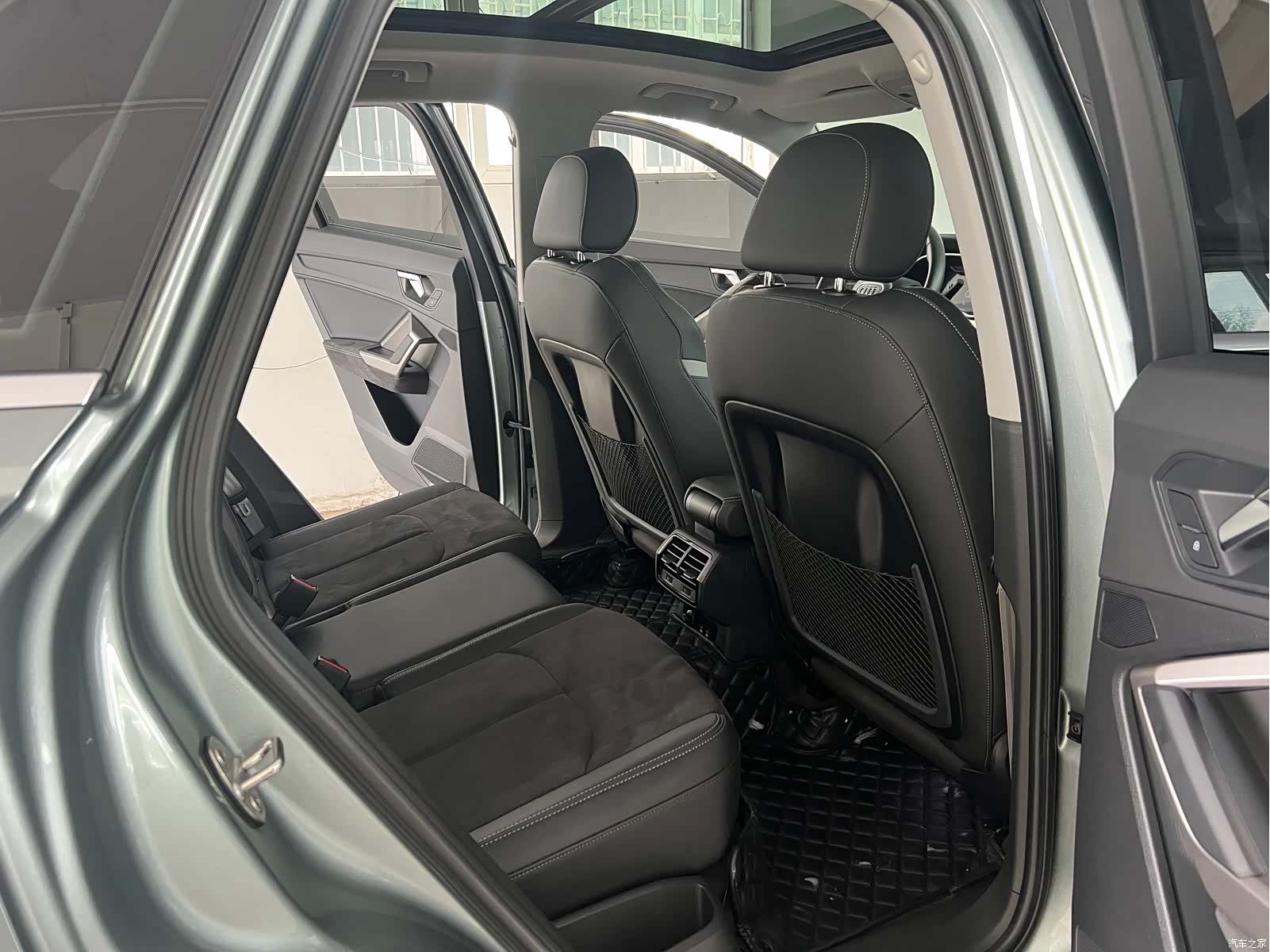 Audi Q3, 2023 25