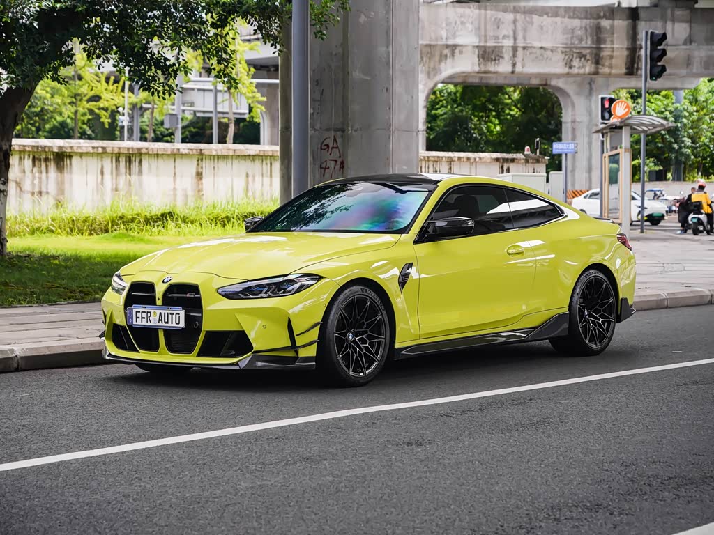 BMW M4 2022 M4
