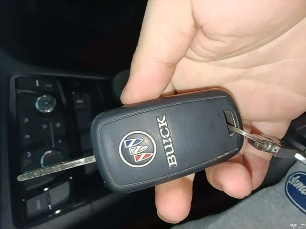 Buick Encore, 2017 9