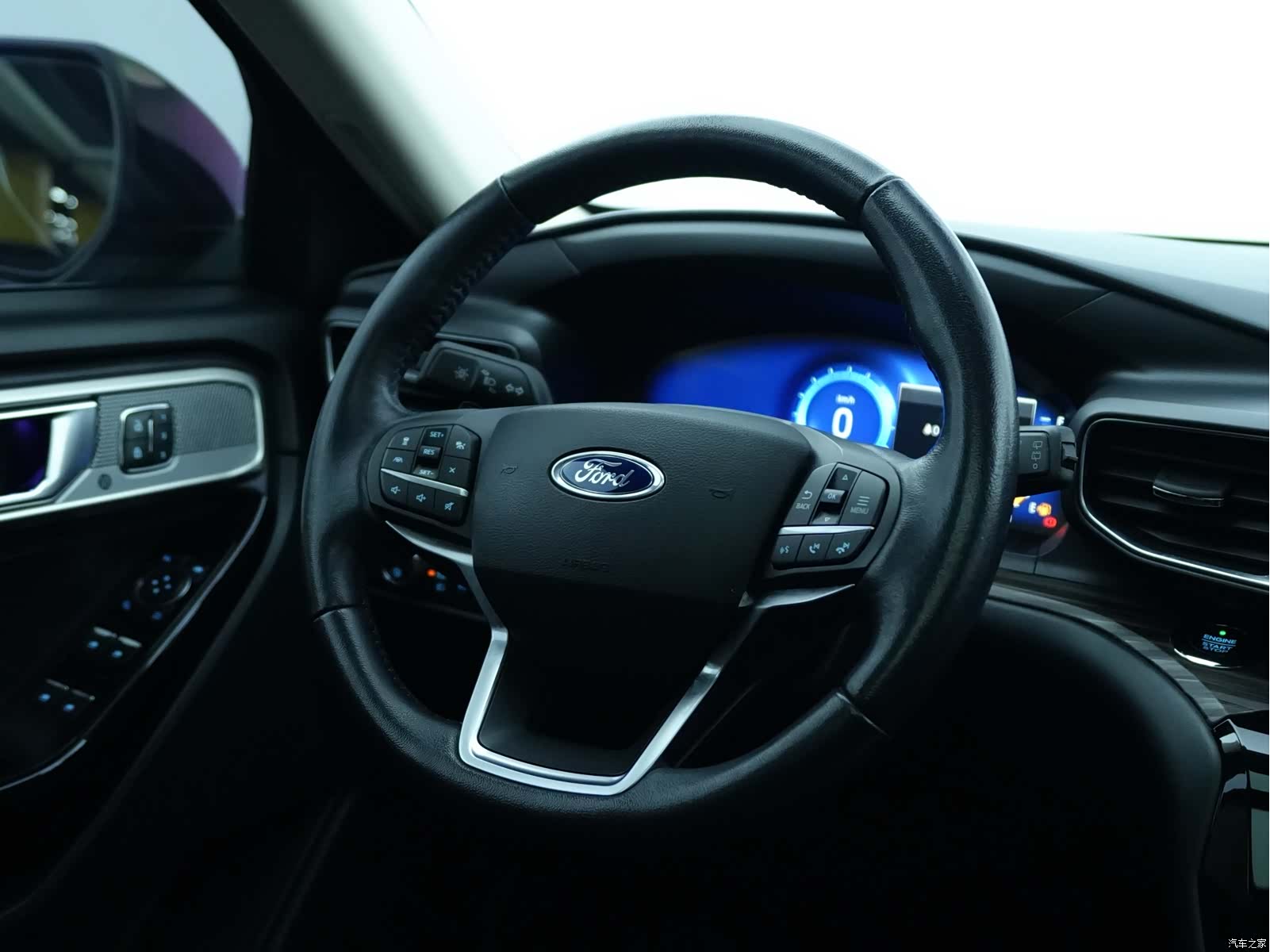 Ford Explorer, 2021 9