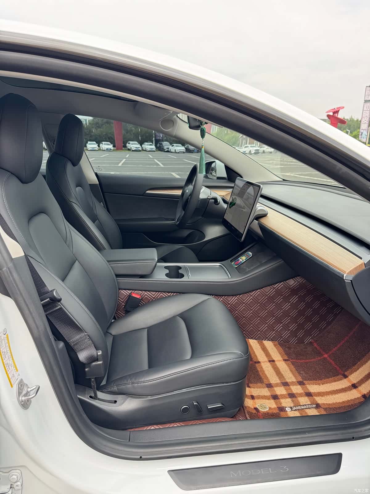 Tesla Model 3, 2021 7
