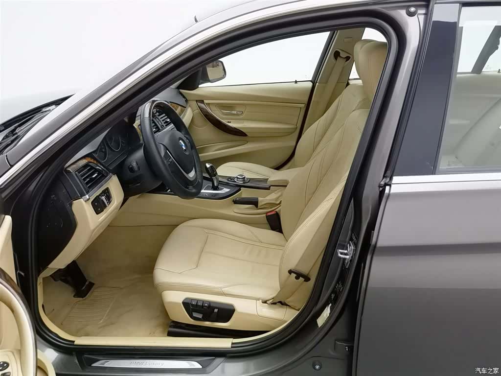 BMW 3 Series, 2013 10