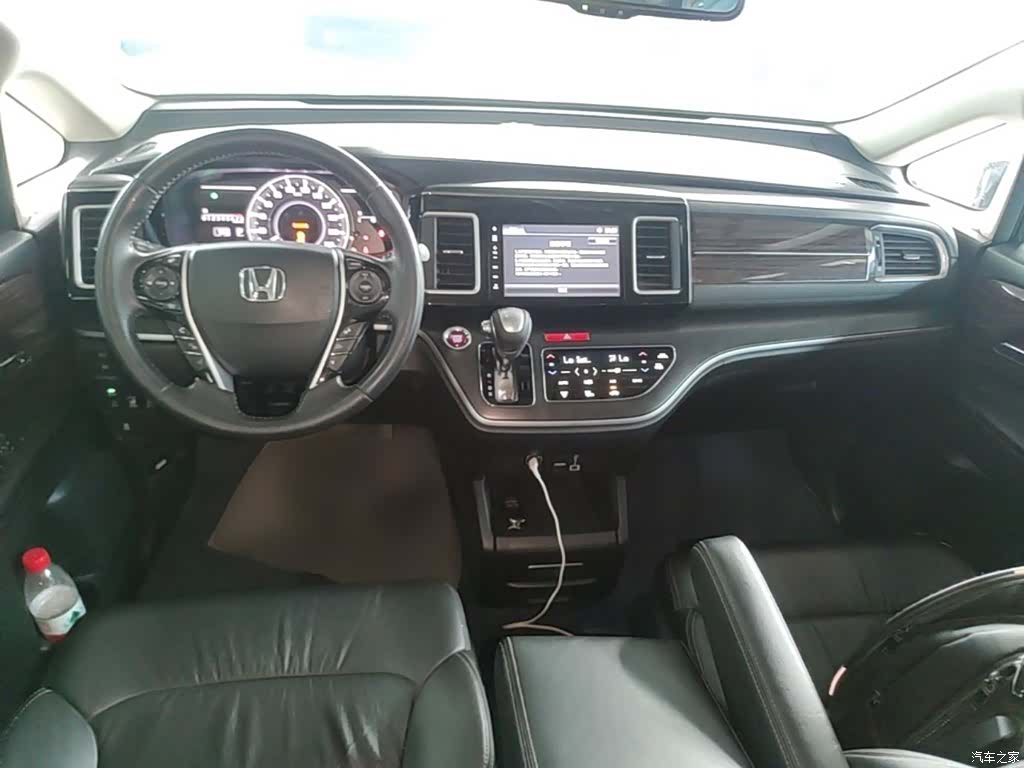 Honda Elysion, 2018 10