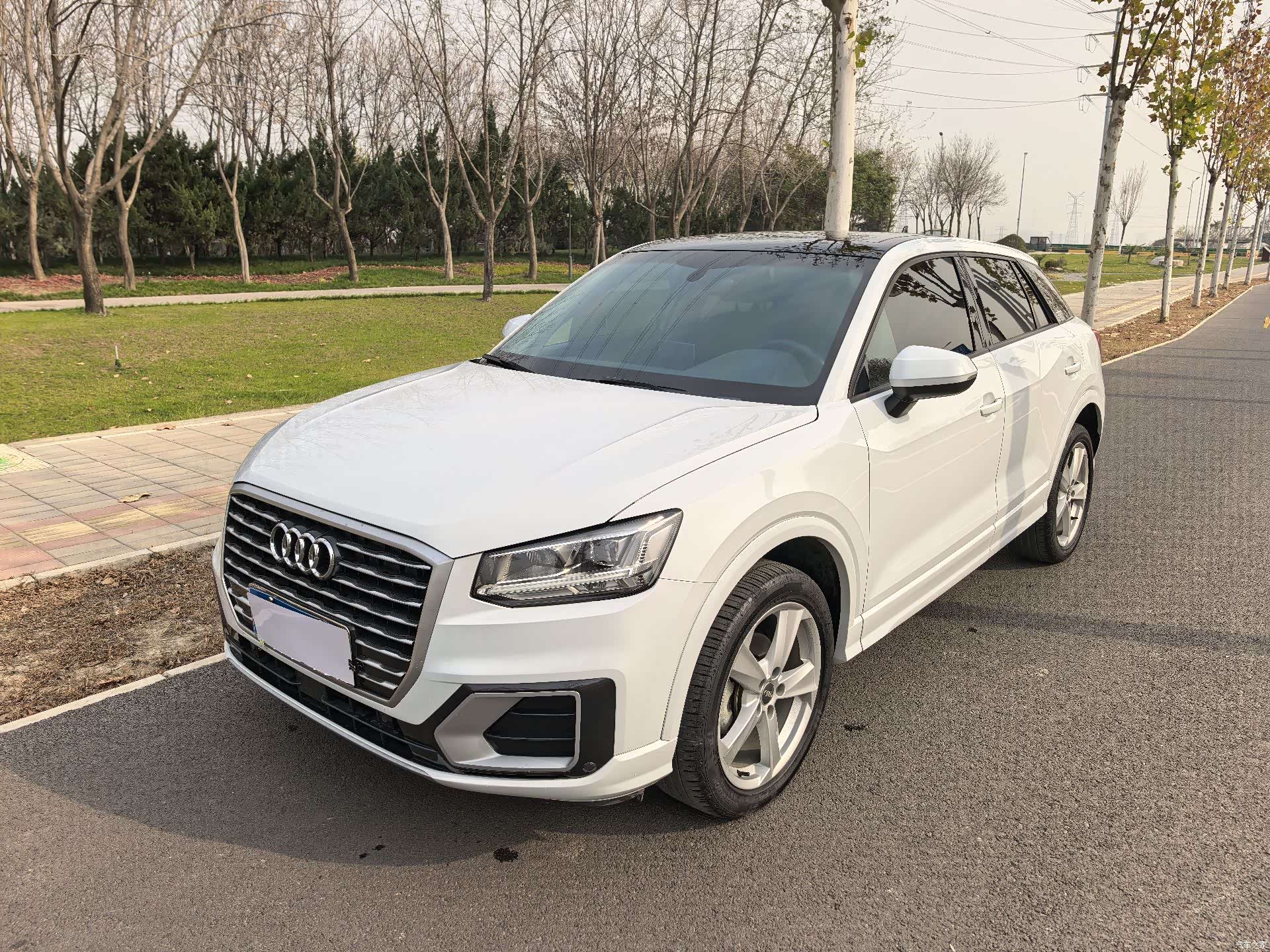 Audi Q2L, 2021 1