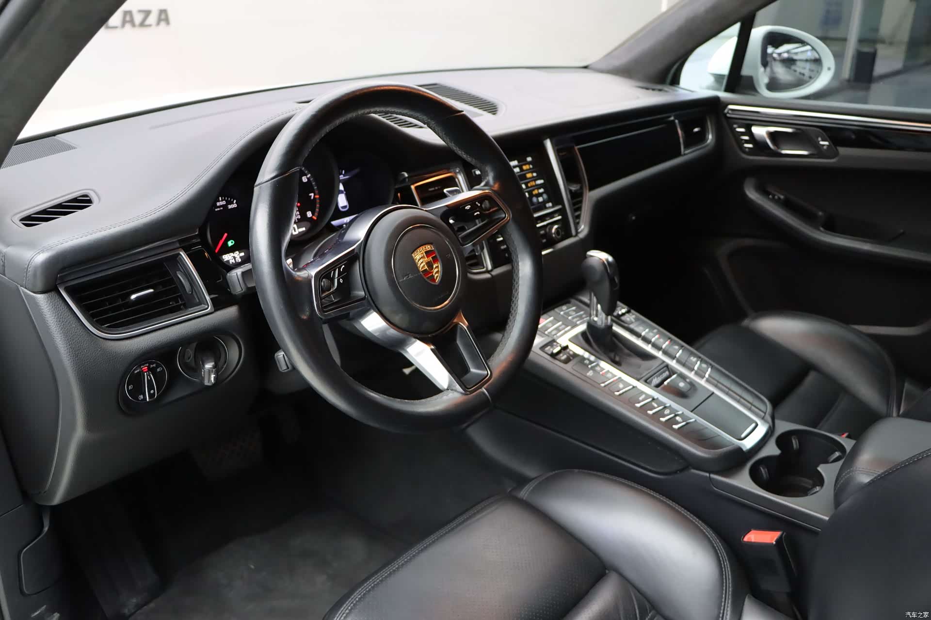 Porsche Macan, 2015 17