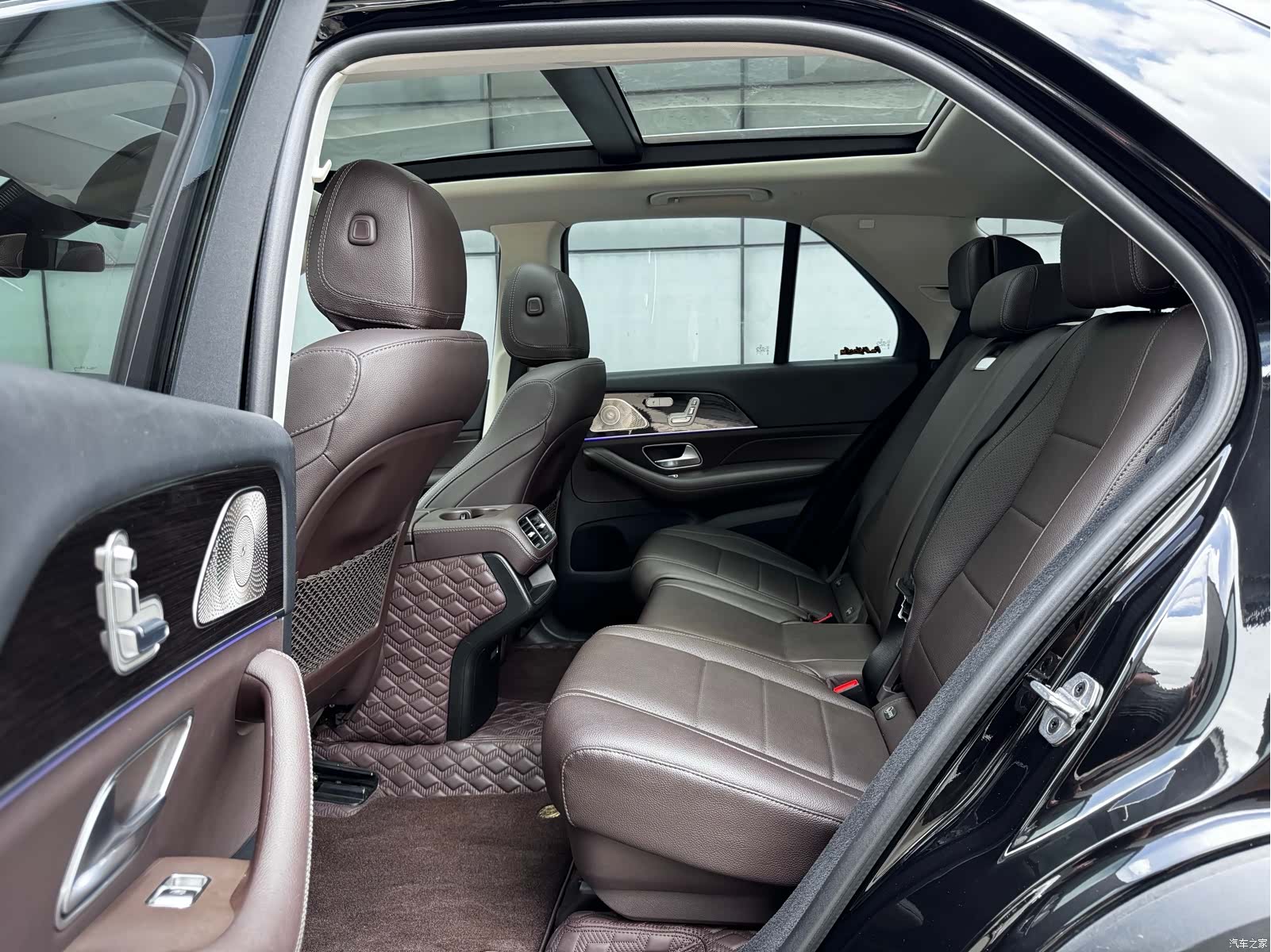 Mercedes-Benz GLE, 2022 10