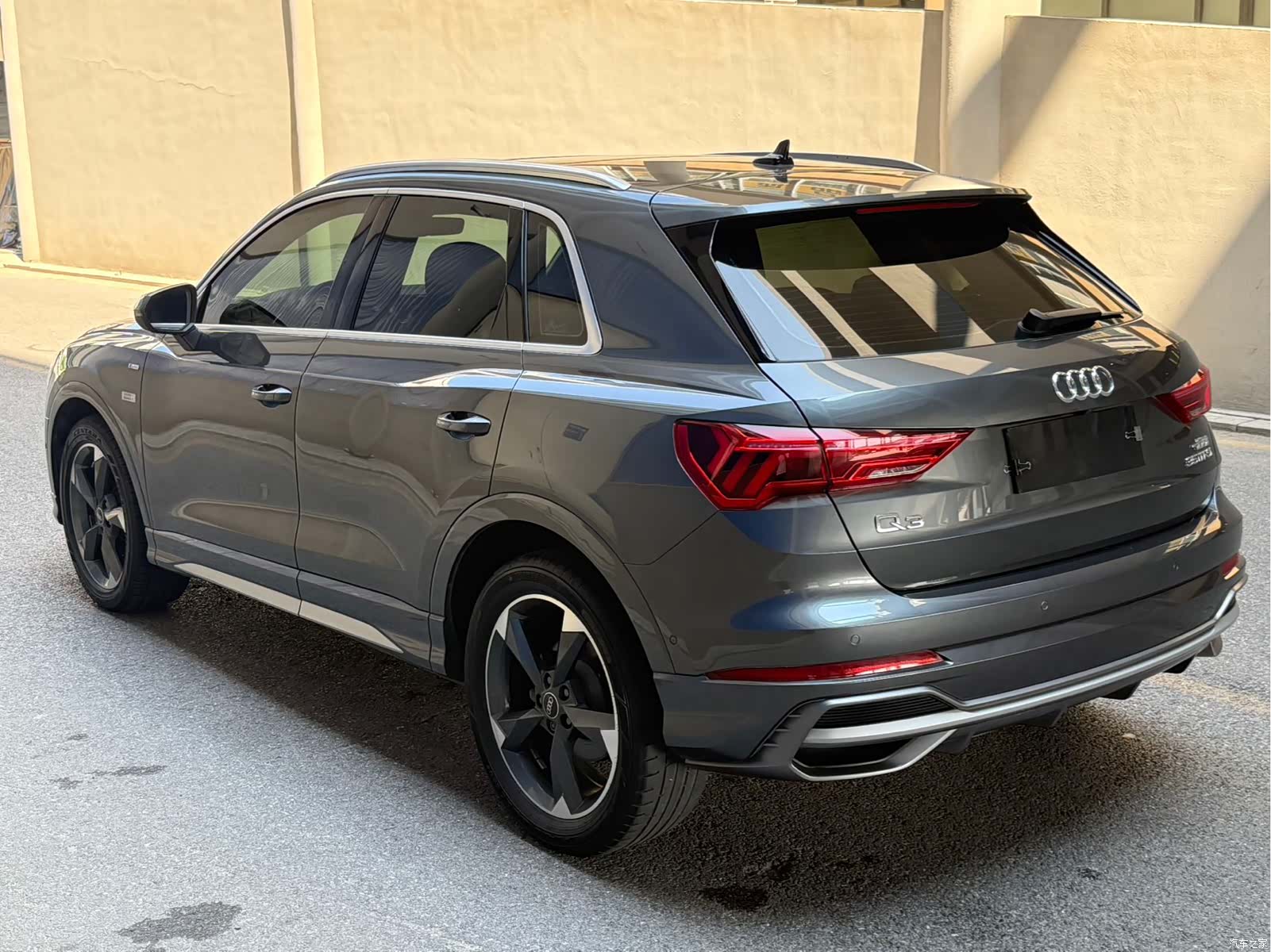 Audi Q3, 2022 6