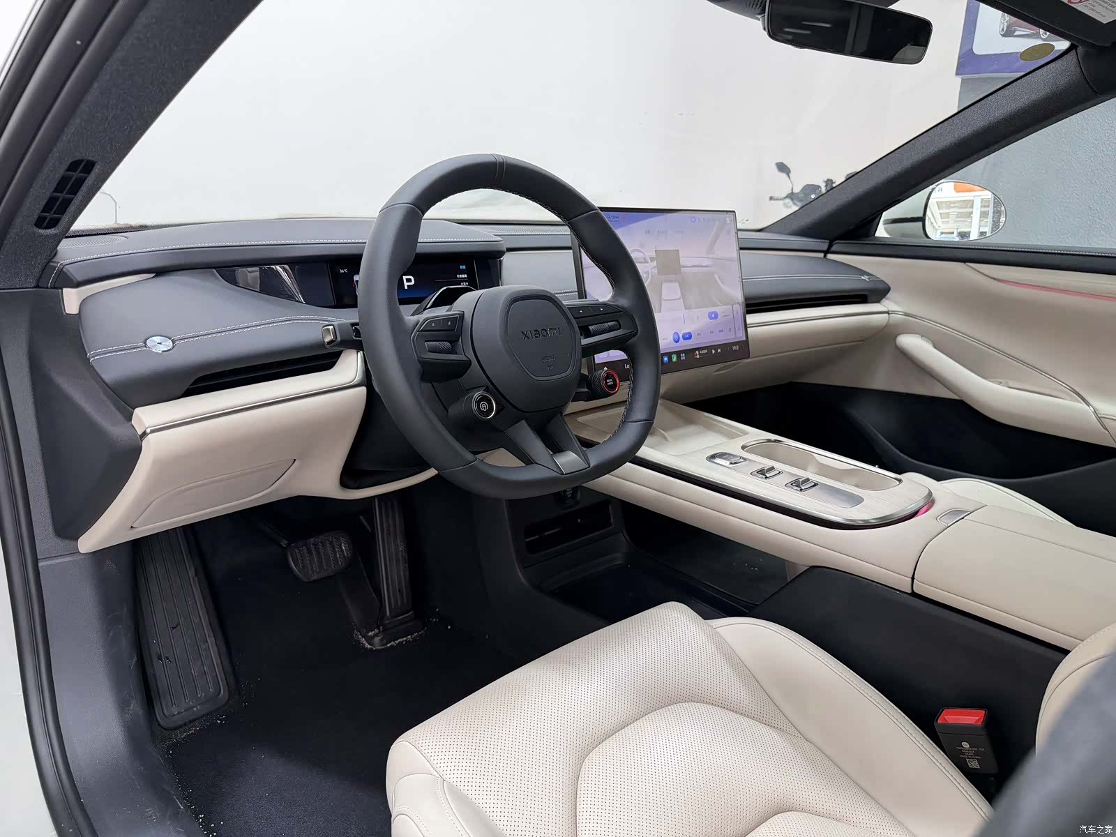 Xiaomi SU7, 2025 12