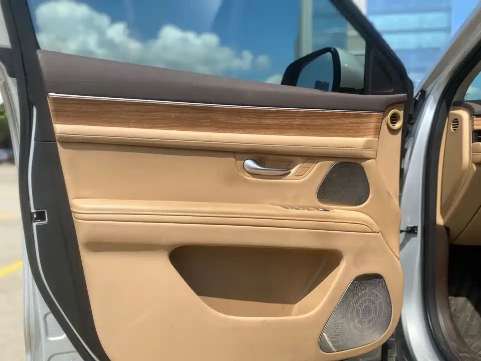 AITO Ask the world M7