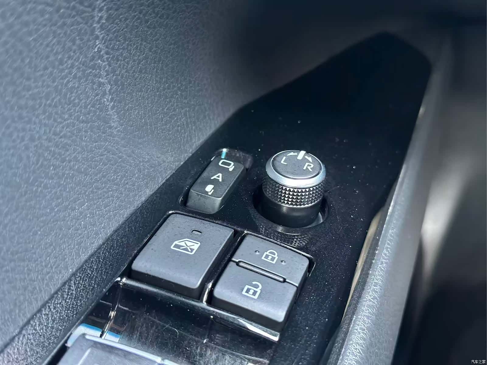Toyota Camry, 2022 15