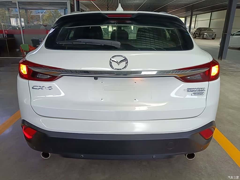 Mazda CX-4, 2017 6