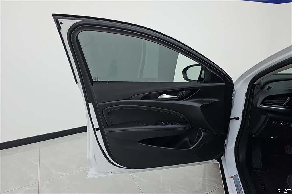 Buick Regal, 2025 7