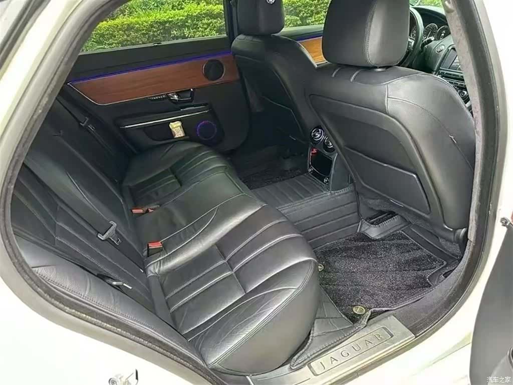 Jaguar XJ, 2013 все фото