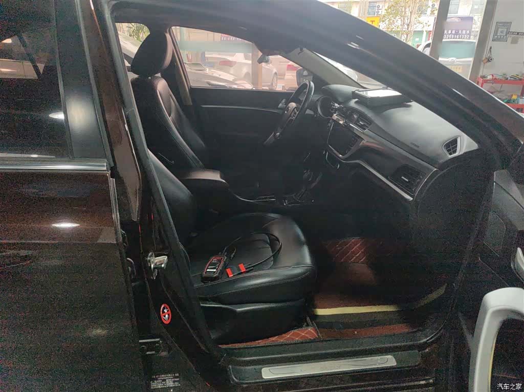 Geely Emgrand, 2018 25