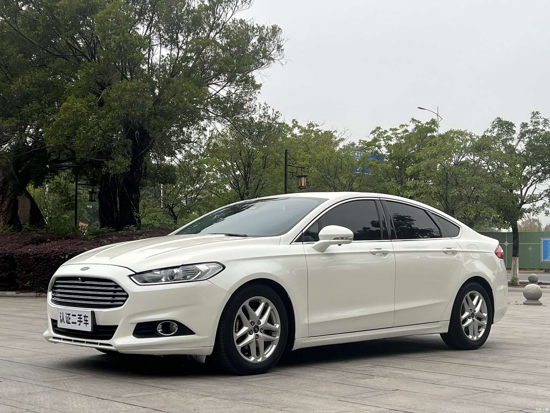 Ford Mondeo, 2014 1