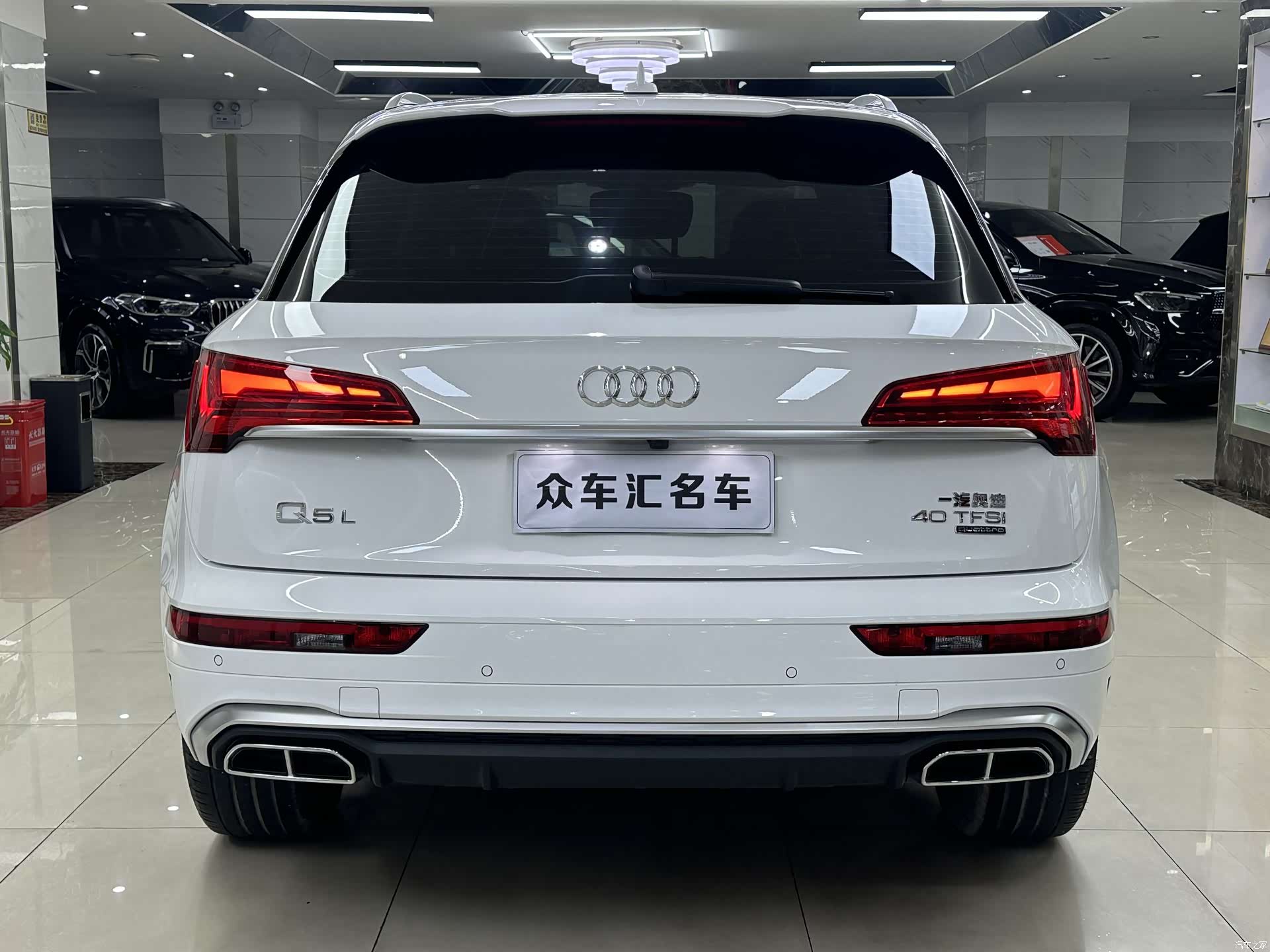Audi Q5L, 2022 все фото