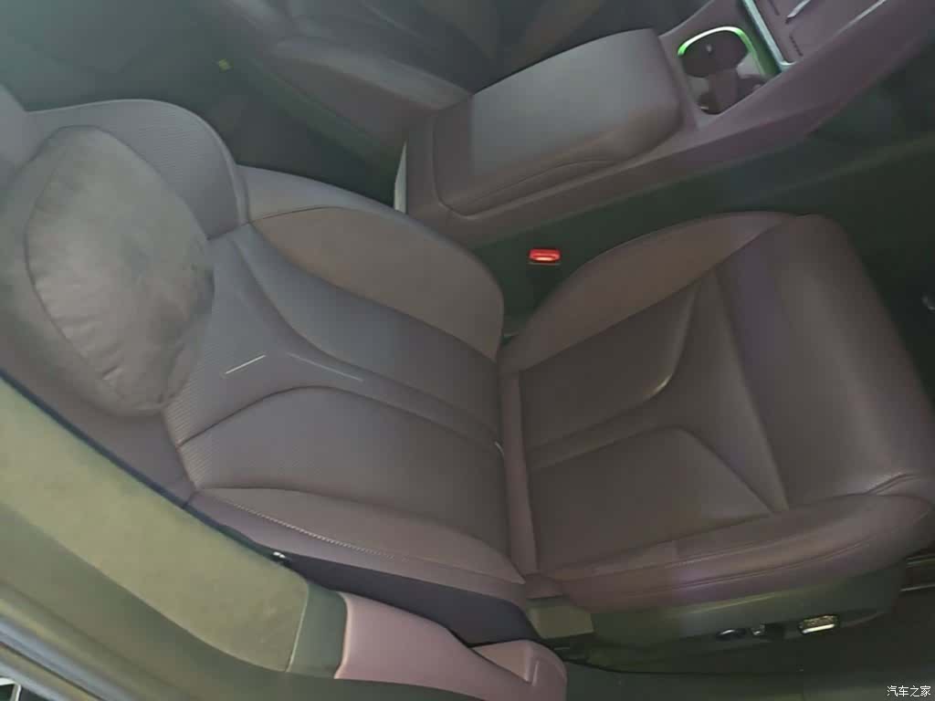 Xpeng P7, 2025 25