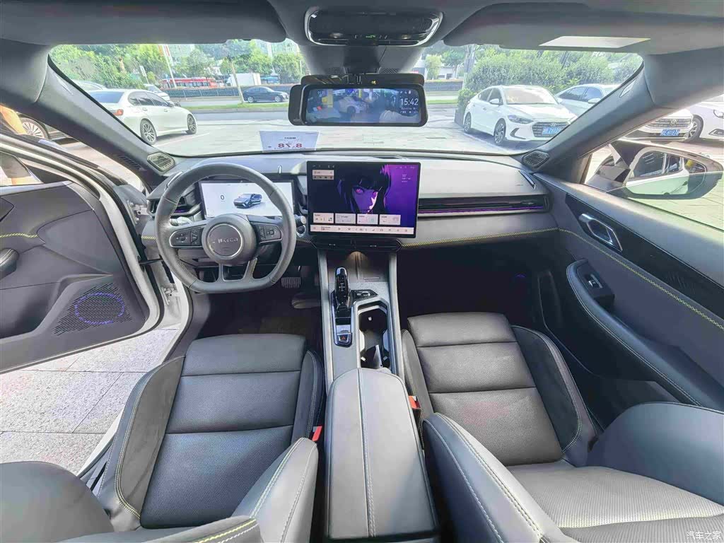Lynk & Co 02, 2024 все фото