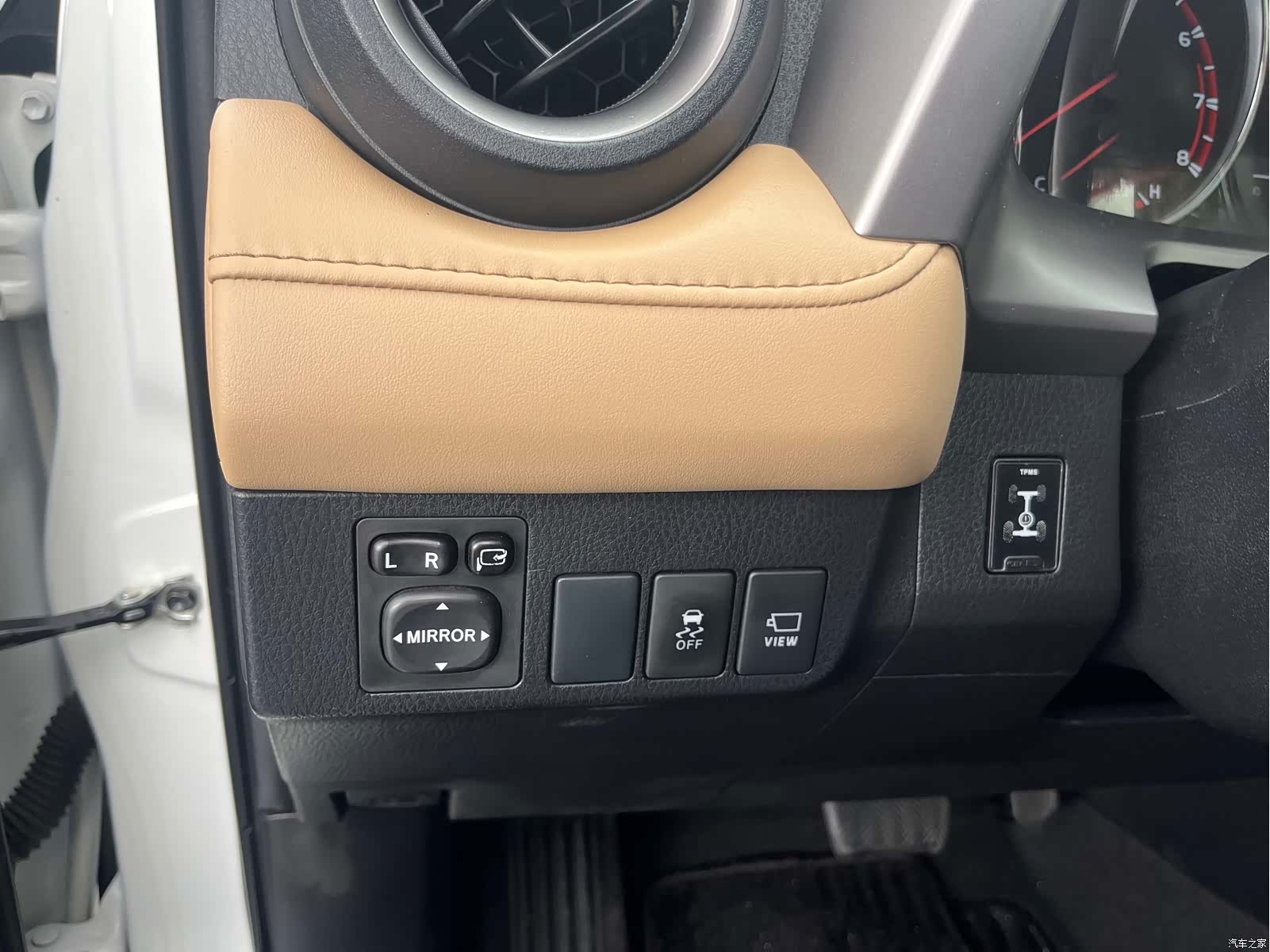Toyota RAV4, 2019 18