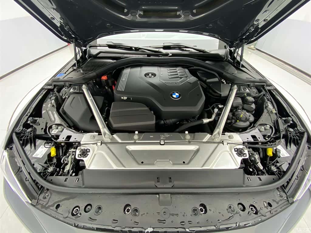 BMW 4 Series, 2026 12