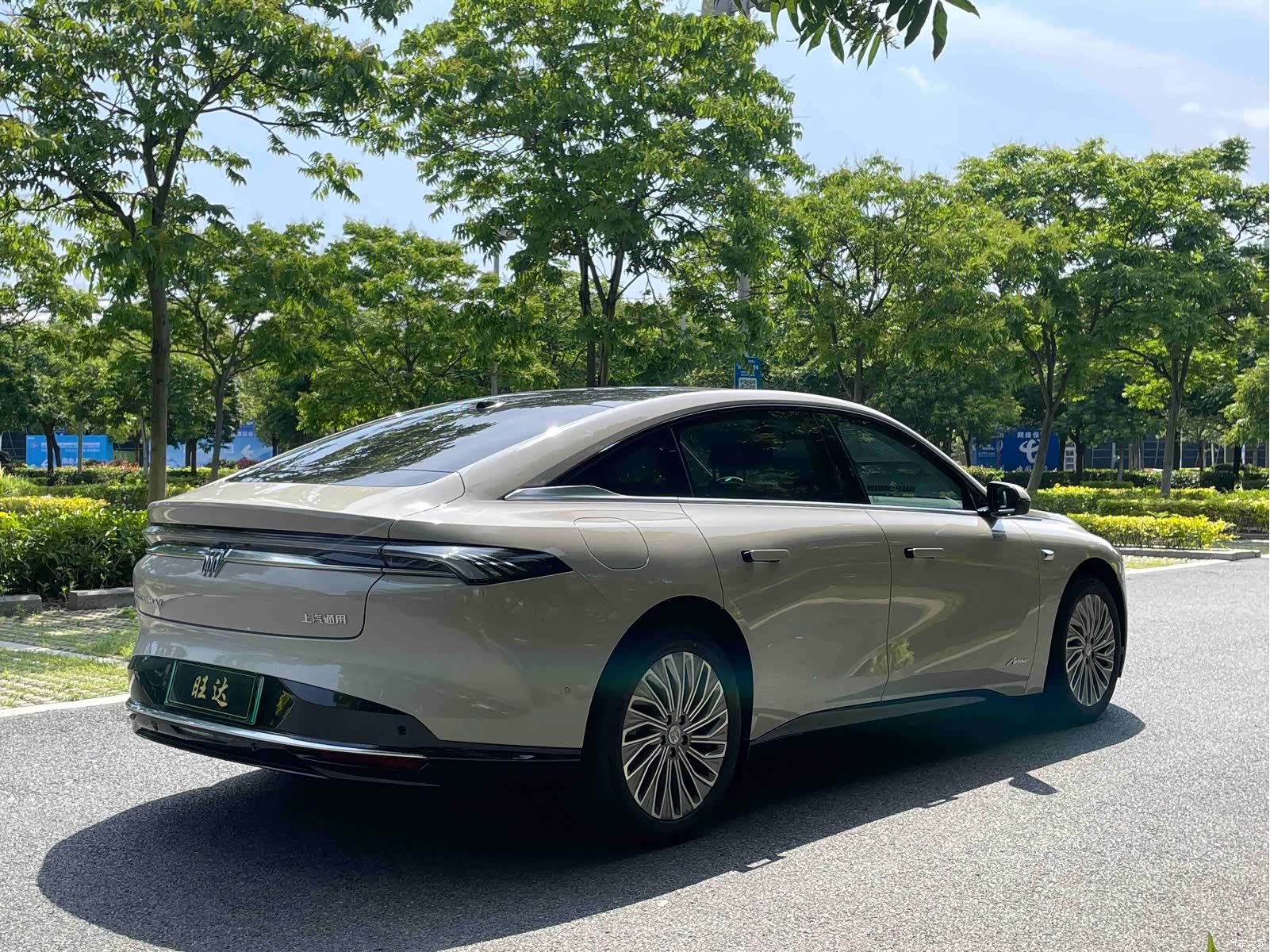 Buick L7, 2025 7