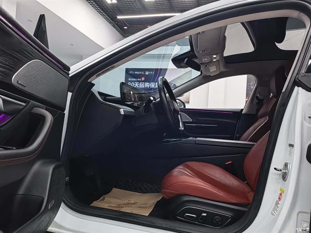 Xpeng P7, 2021 все фото