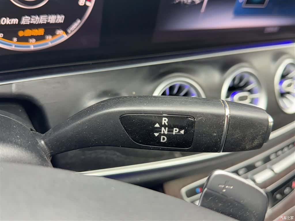 Mercedes-Benz E-Class, 2017 20