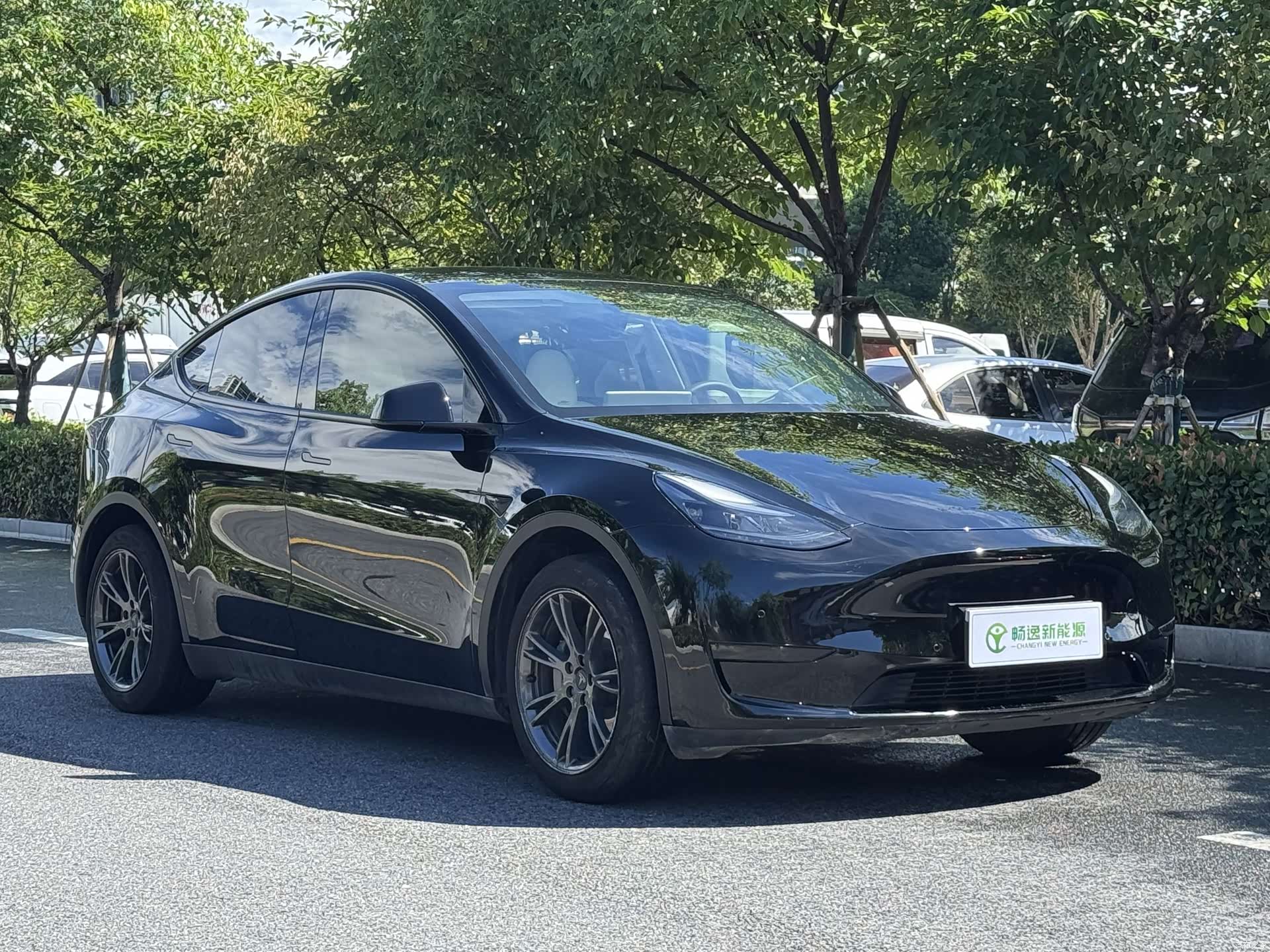 Tesla Model Y, 2024 4