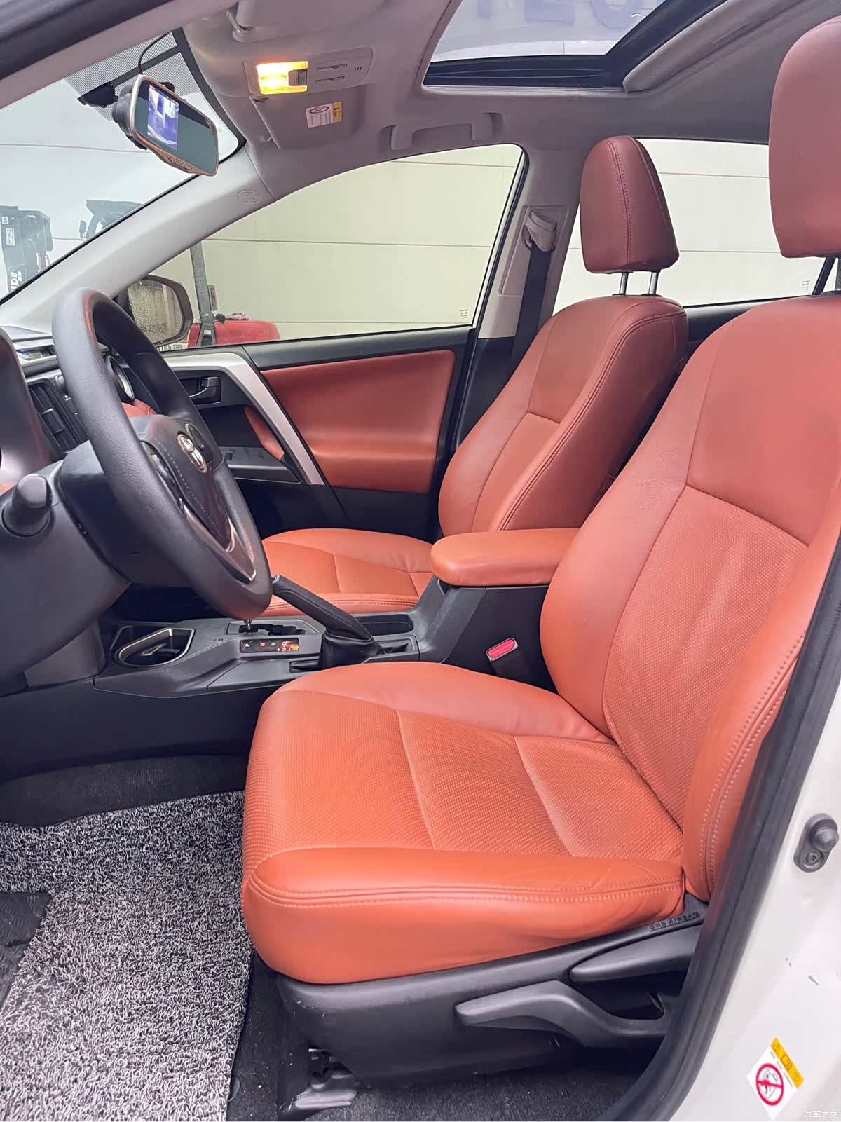 Toyota RAV4, 2017 16