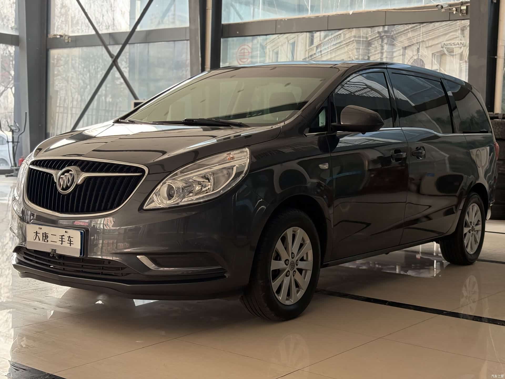 Buick GL8, 2020 1