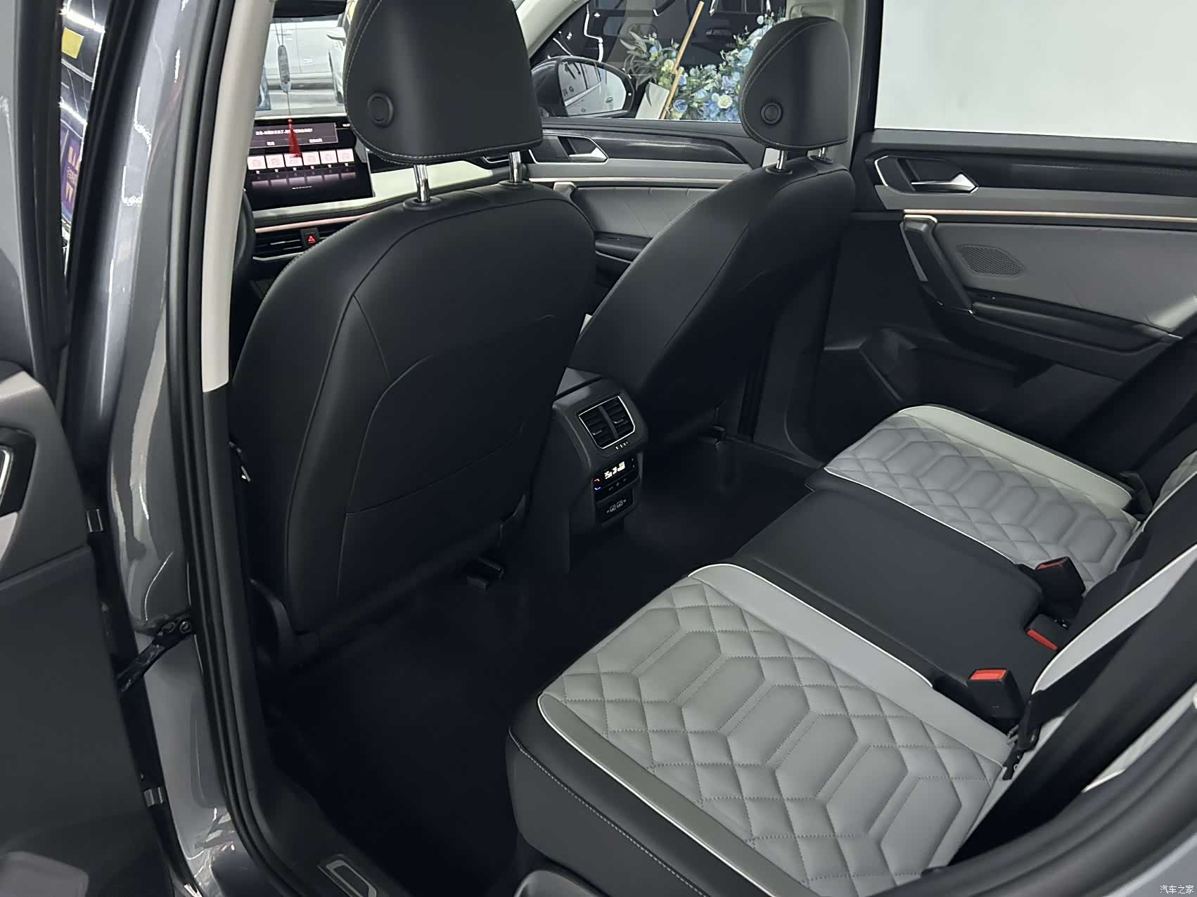 Volkswagen Tayron, 2023 6