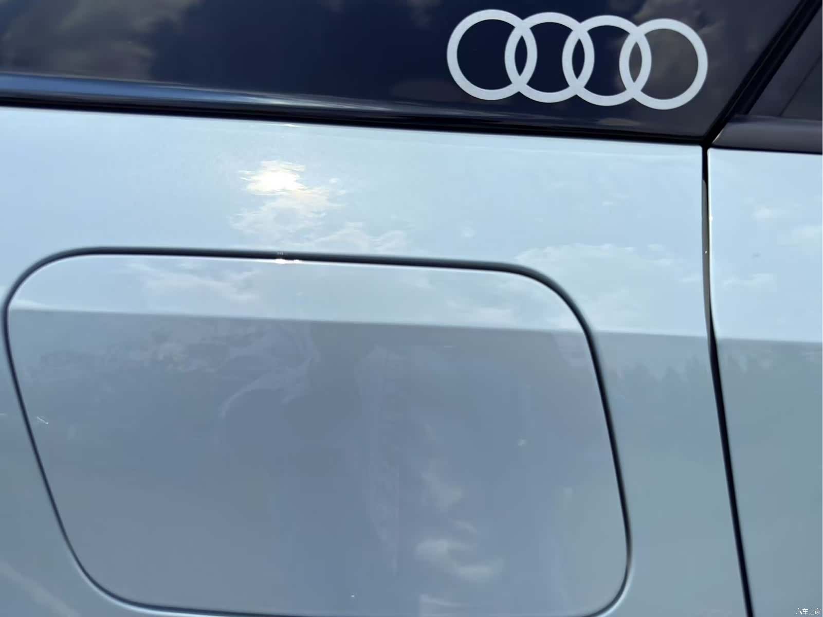 Audi Q2L, 2023 20