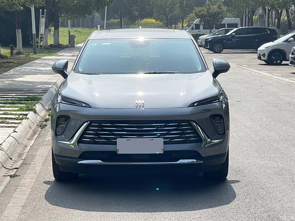 Buick Envision, 2025 3